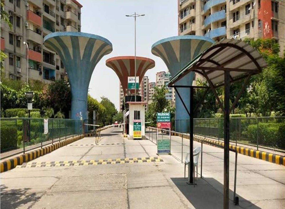 Boom barriers with Park+ RFID
