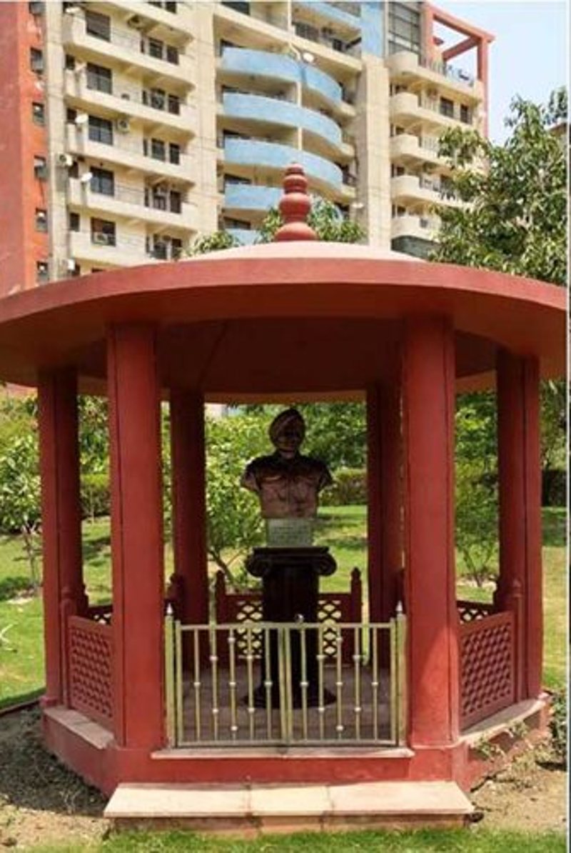 Memorial pavilion — bust of Capt G S Suri, MVC